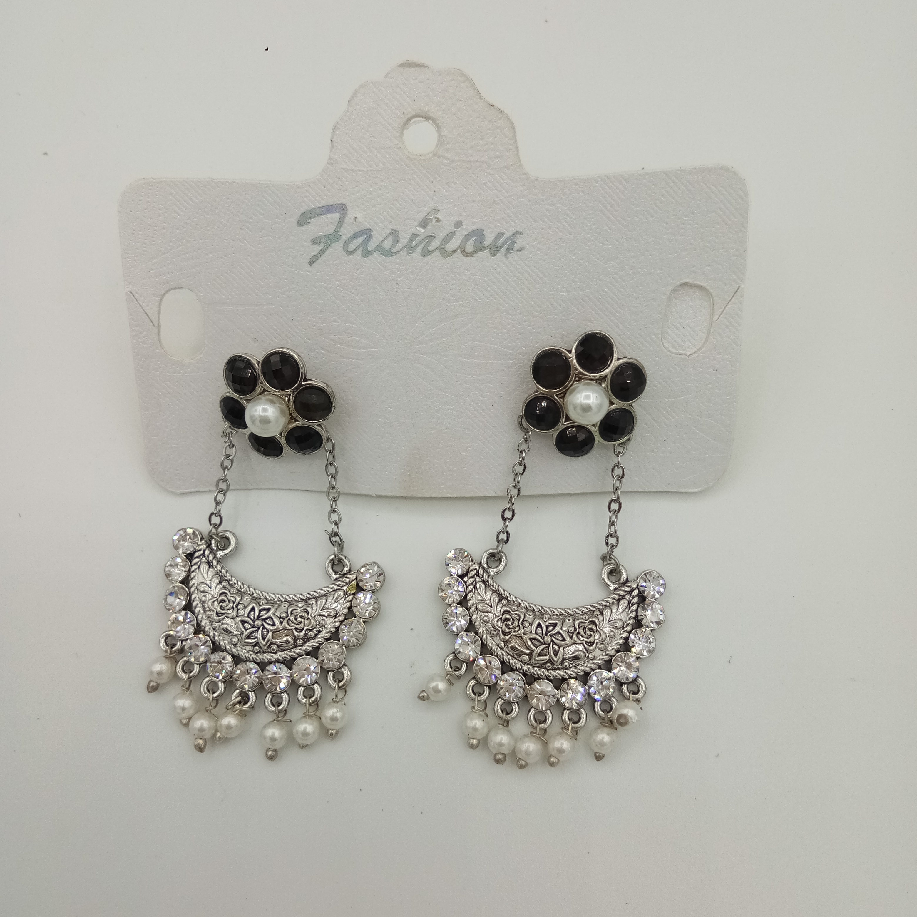 RODIUM ANT WT STONE EARRINGS - 52730