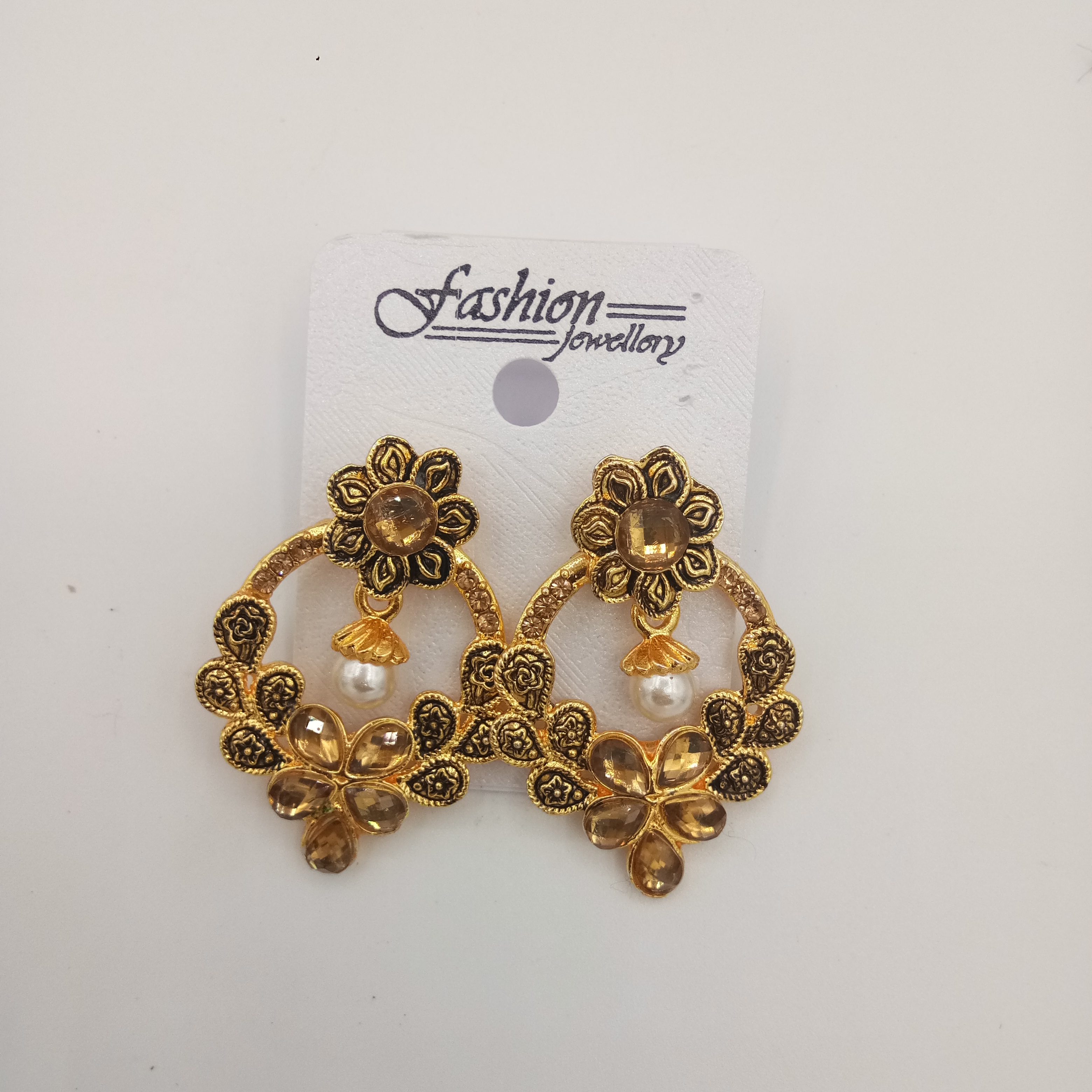 L GOLD ANT EARRINGS - 52651