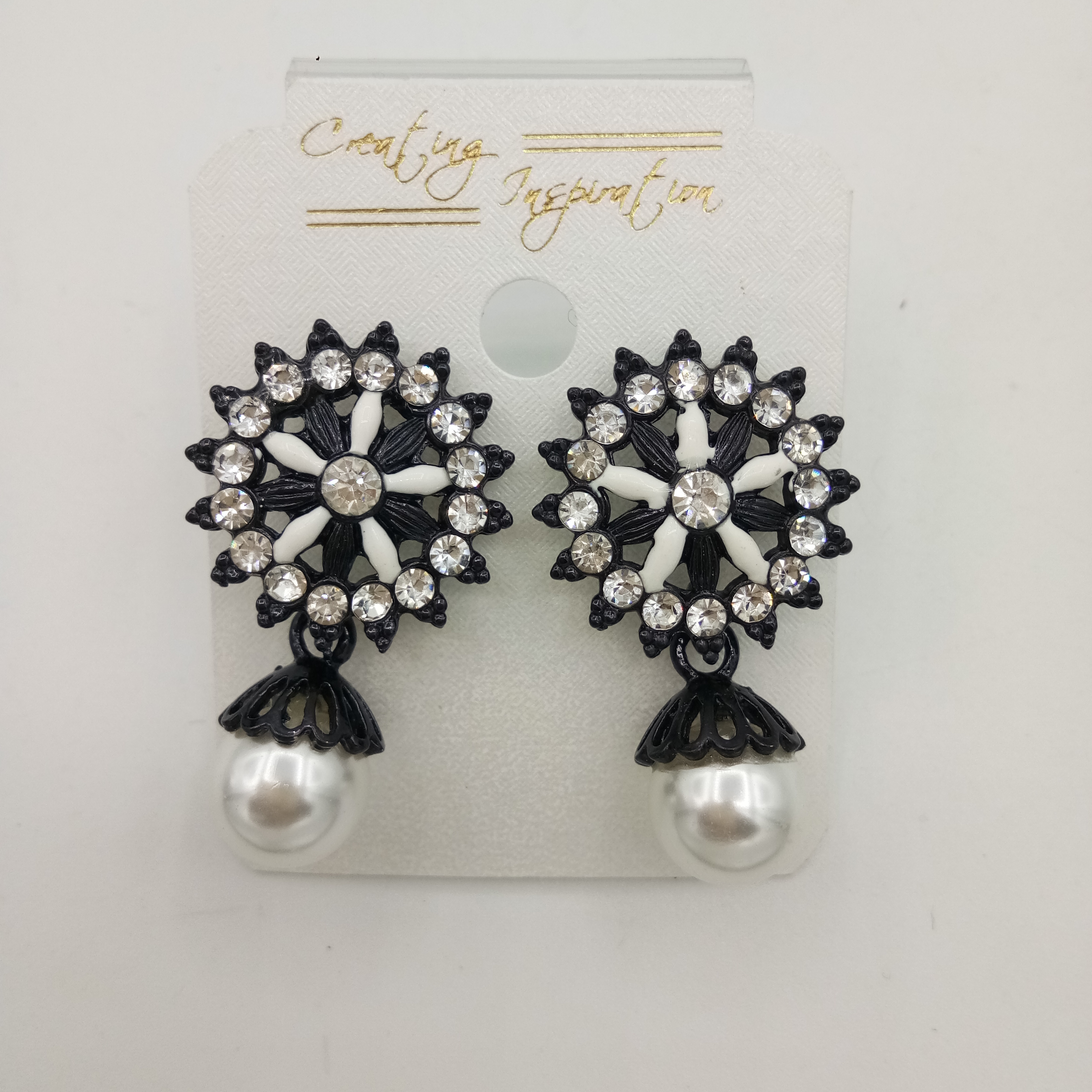 BLACK CMN WT STONE+WT MOTI TOPS - 111832