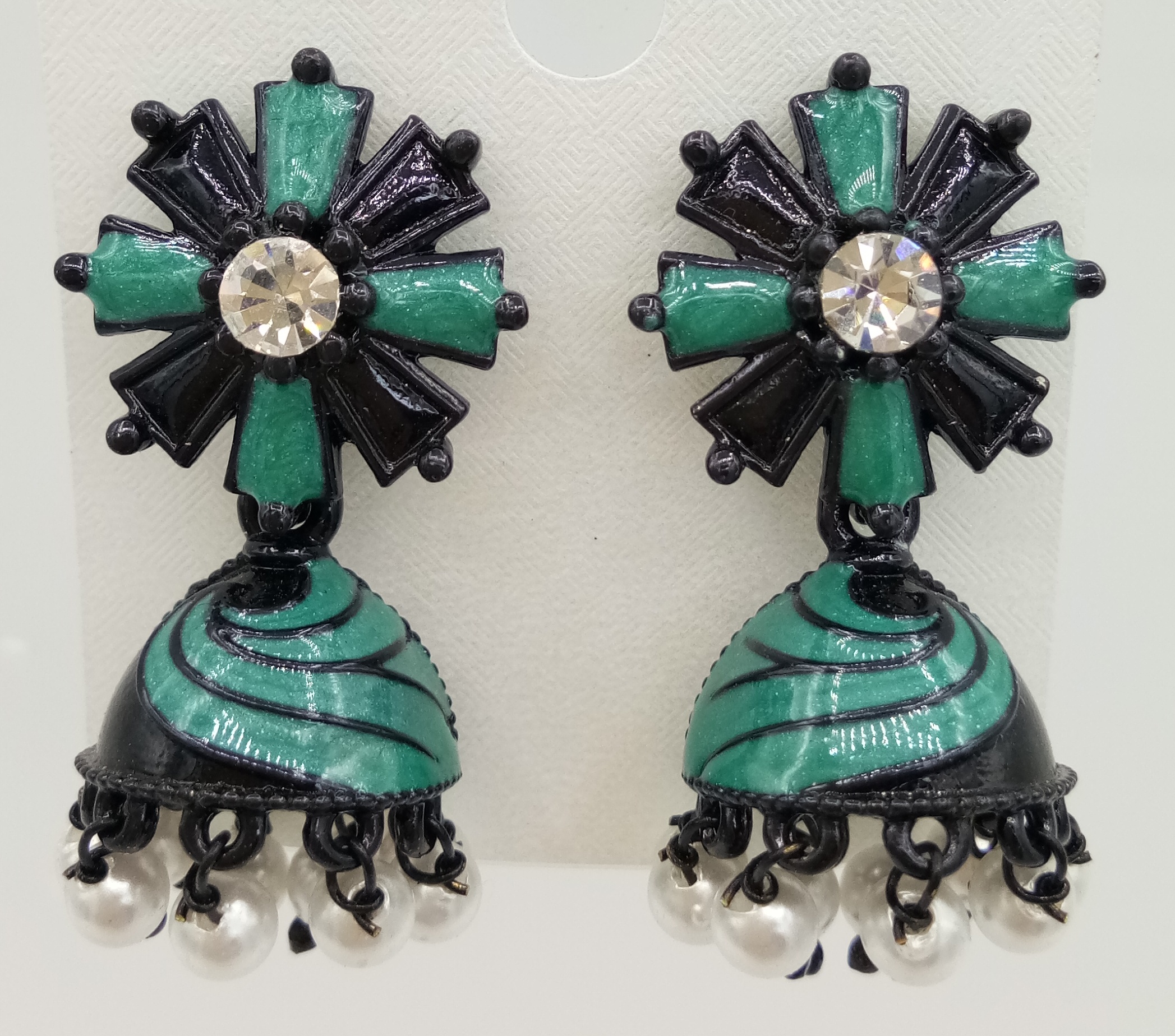 BLACK CMN JHUMKI -523067