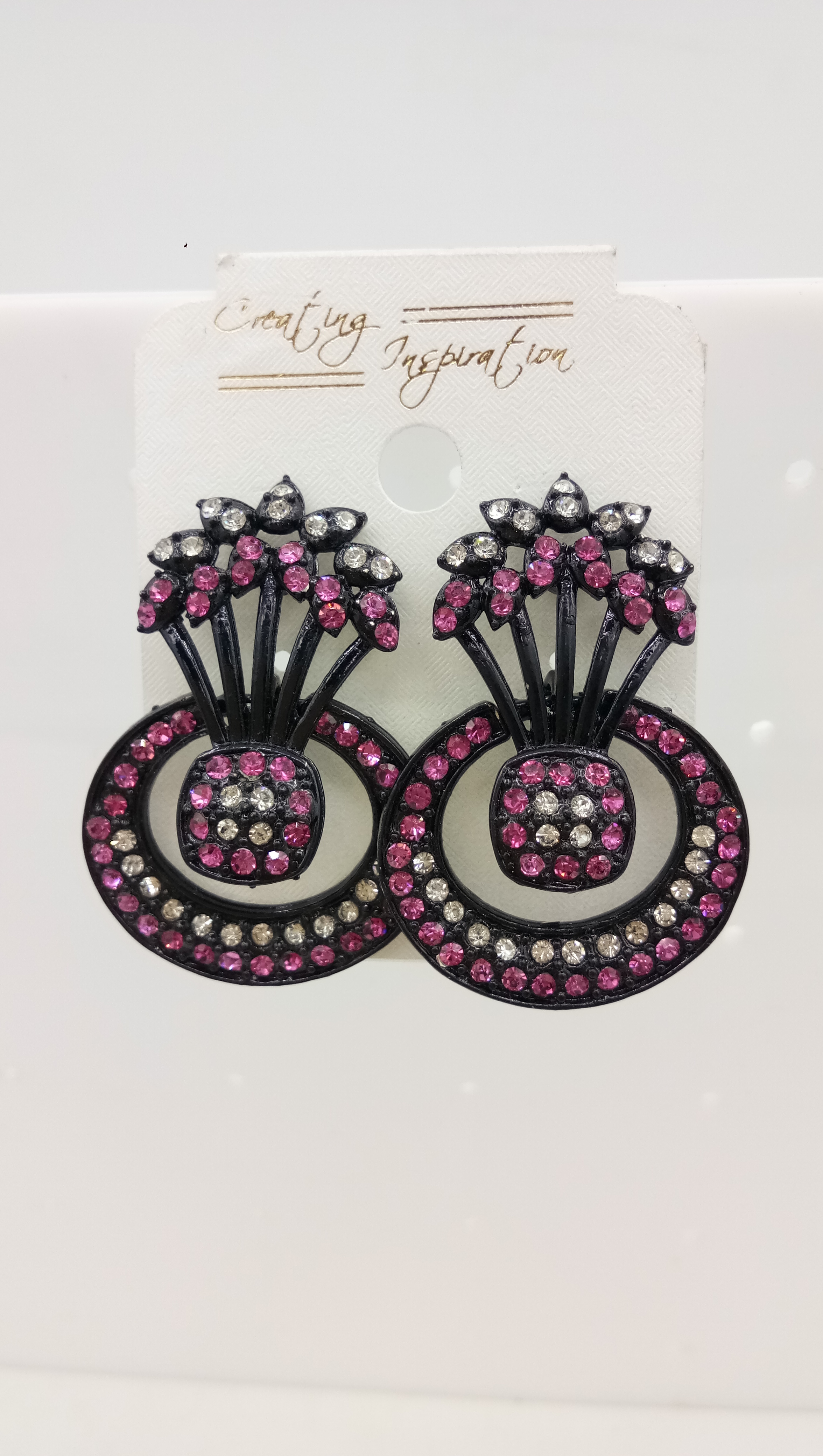 BLACK WT + CR STONE EARRING - 522966
