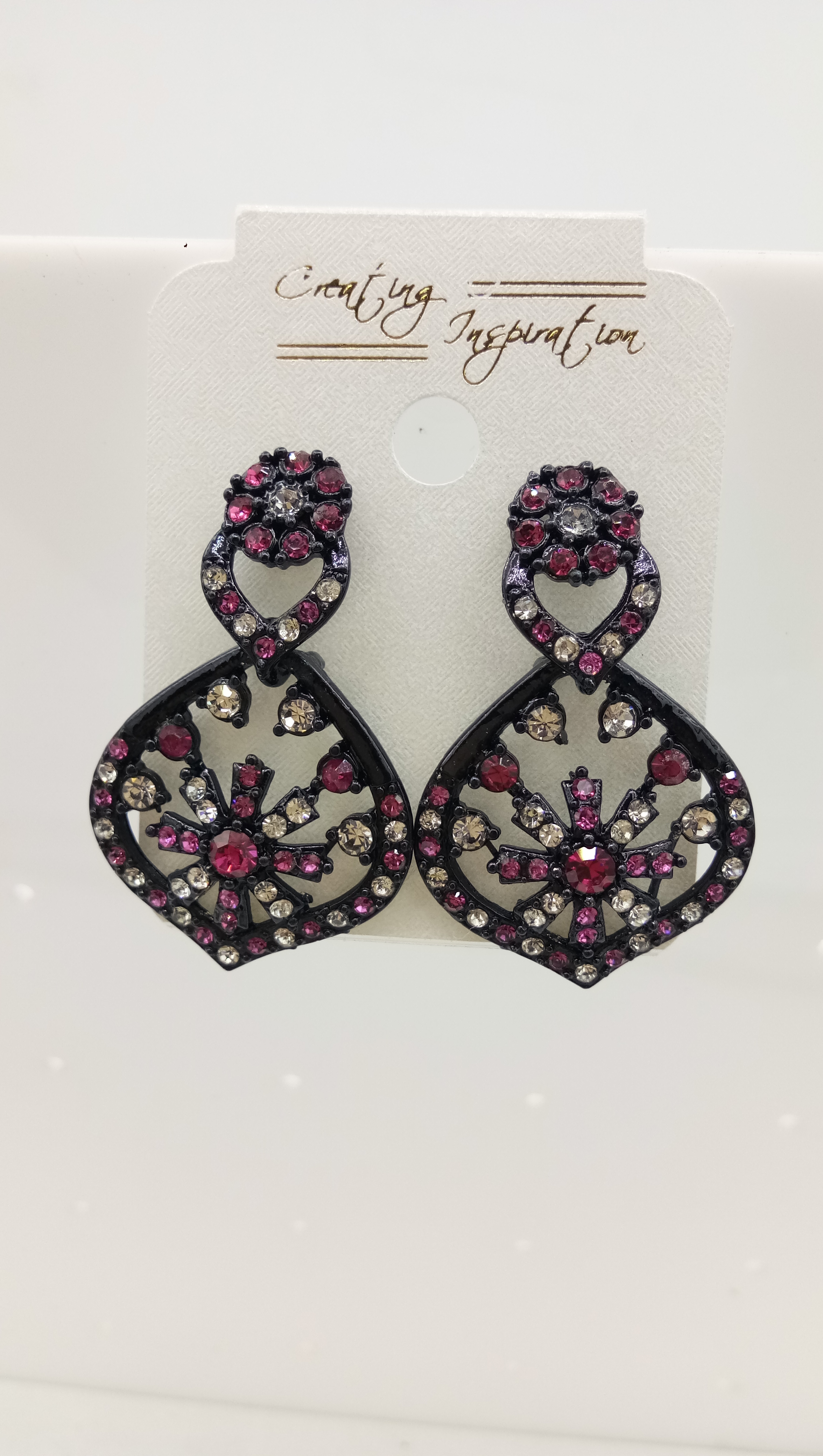 BLACK CLR + WHITE STONE EARRING - 522965