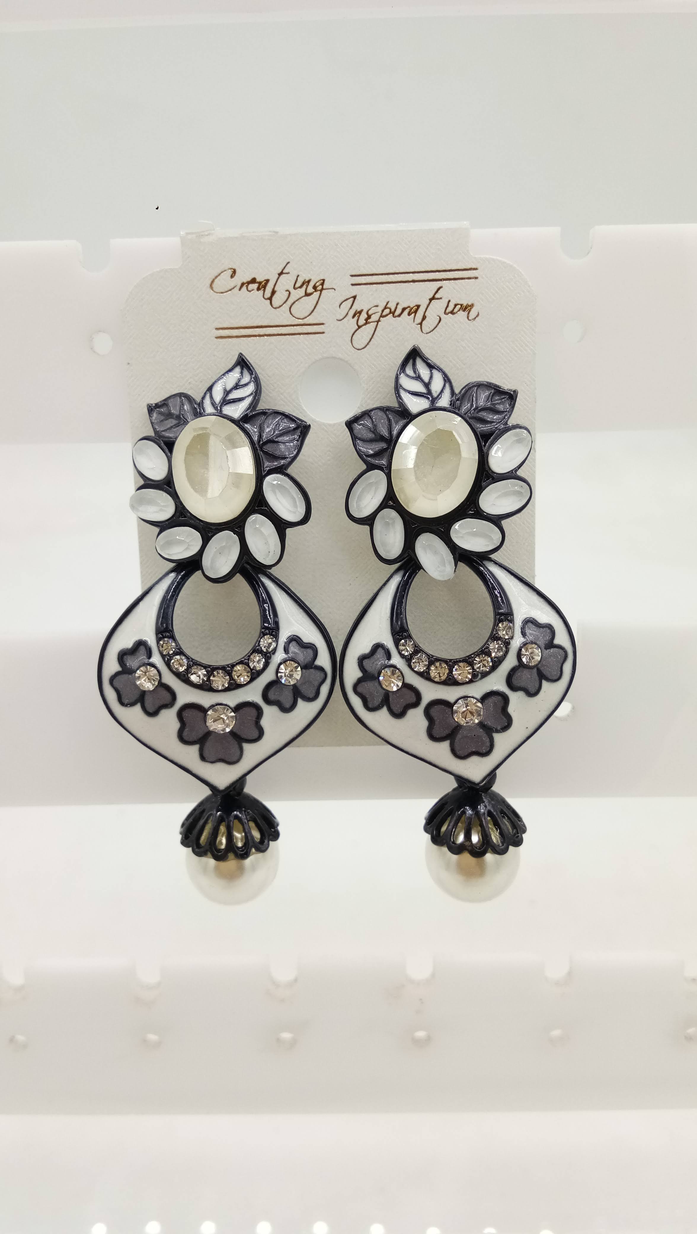 BLACK CMN ASSST EARRING - 523250