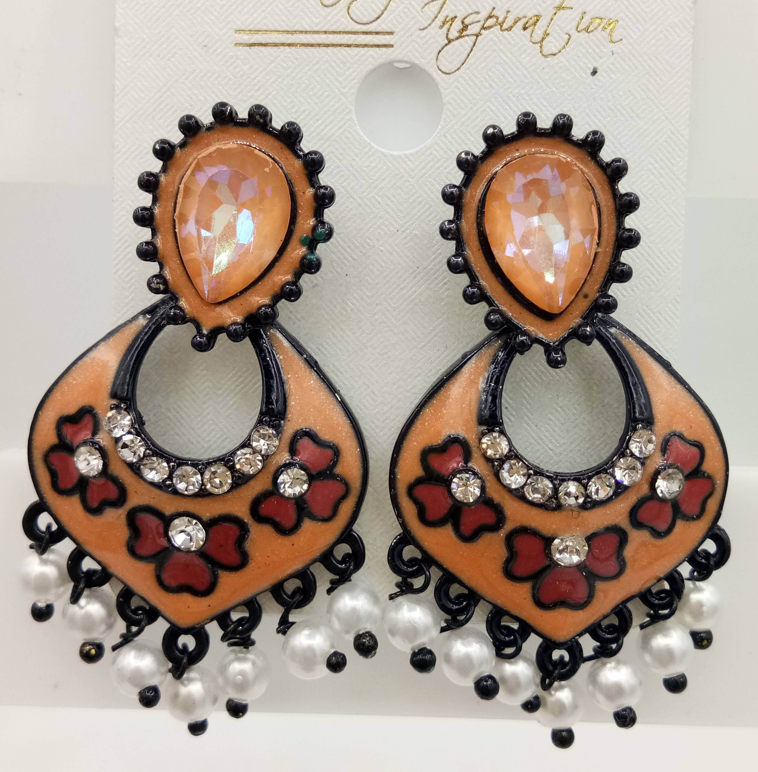 BLACK CMN WT STONE + ASSST EARRINGS - 522940