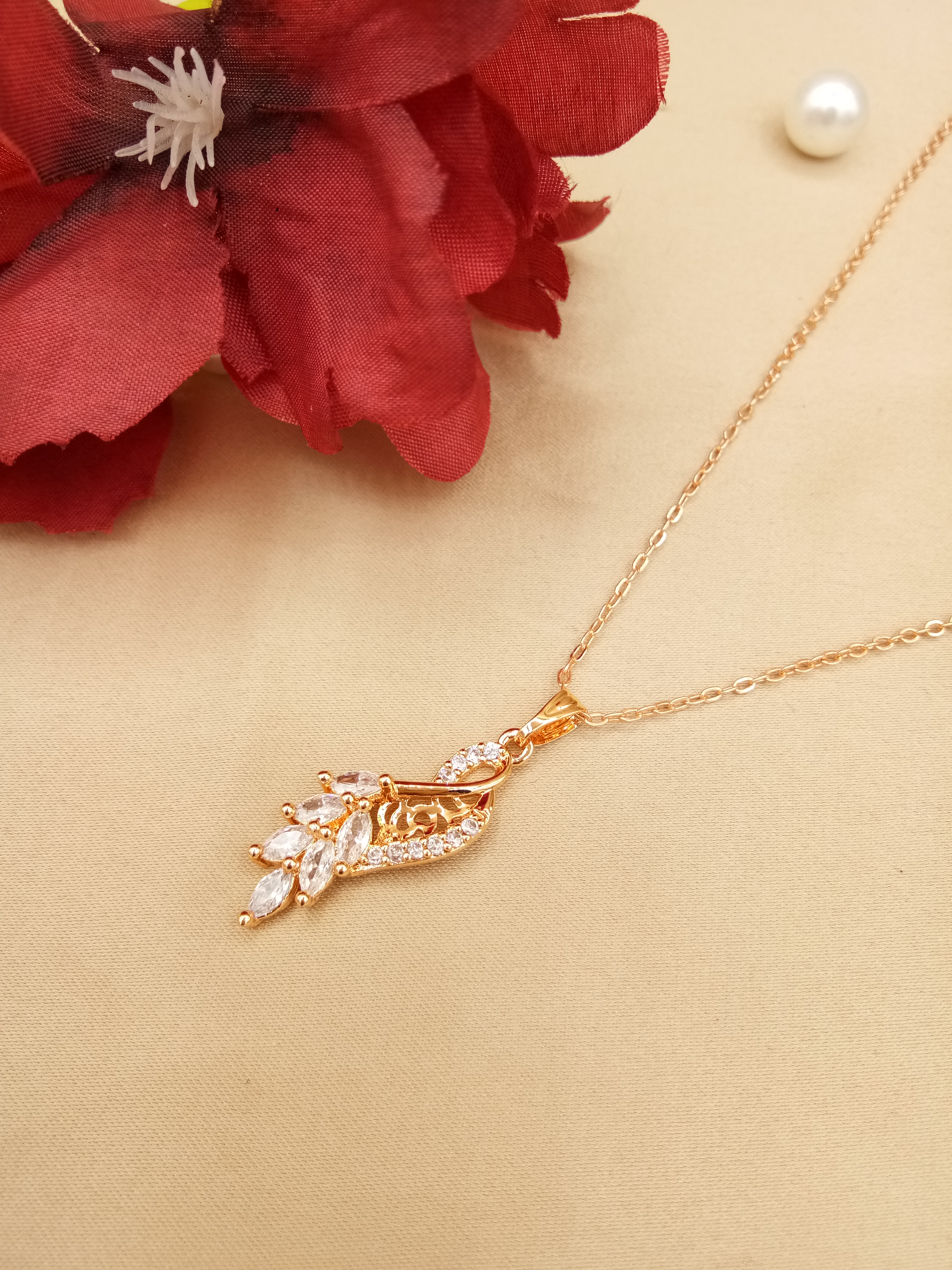 AD ROSE PENDENT - 07170 NX