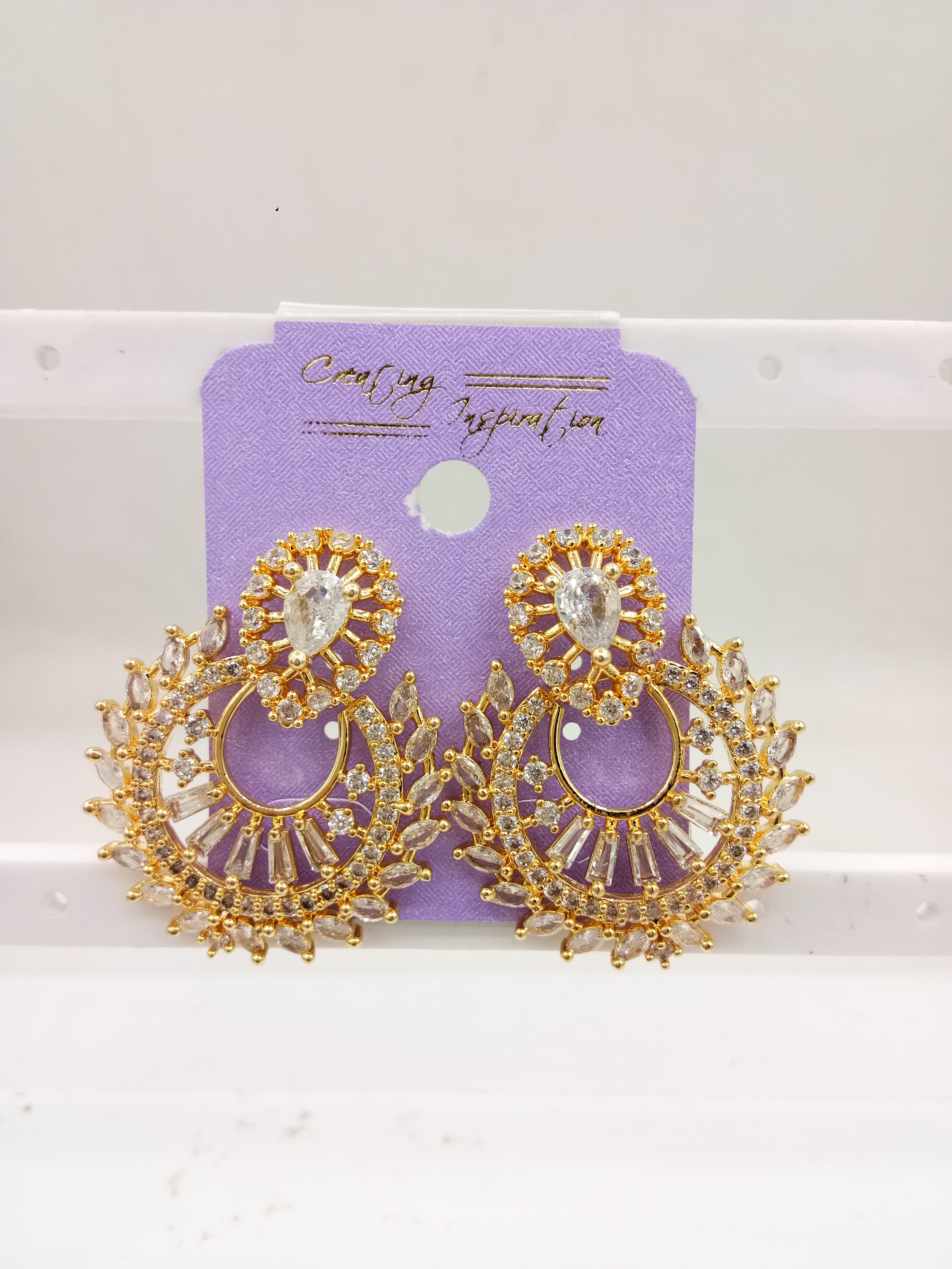AD YELLOW GOLD WHITE EARRING - 51111 NX