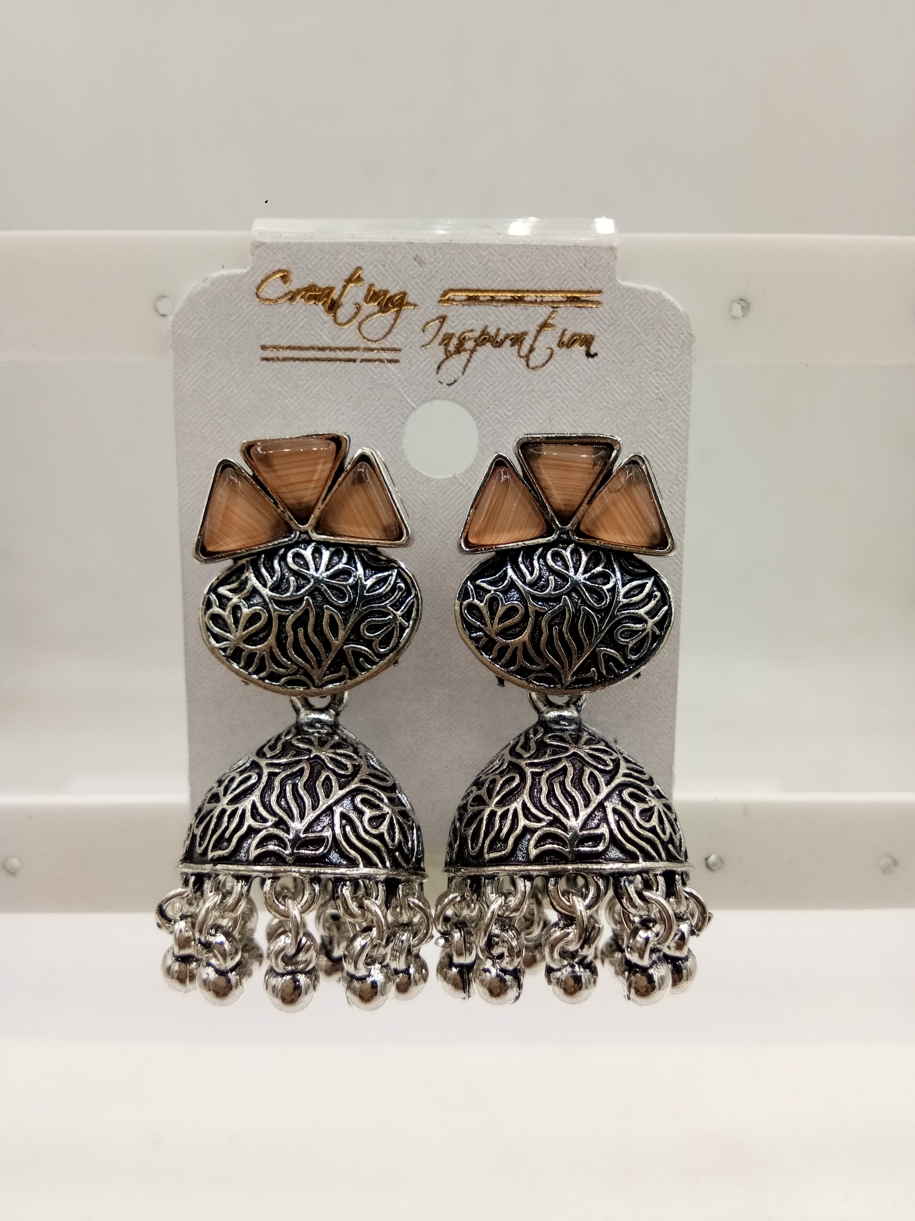 GERMAN SILVER CLR MONALISA BAJRI FITTING JHUMKI - 525380