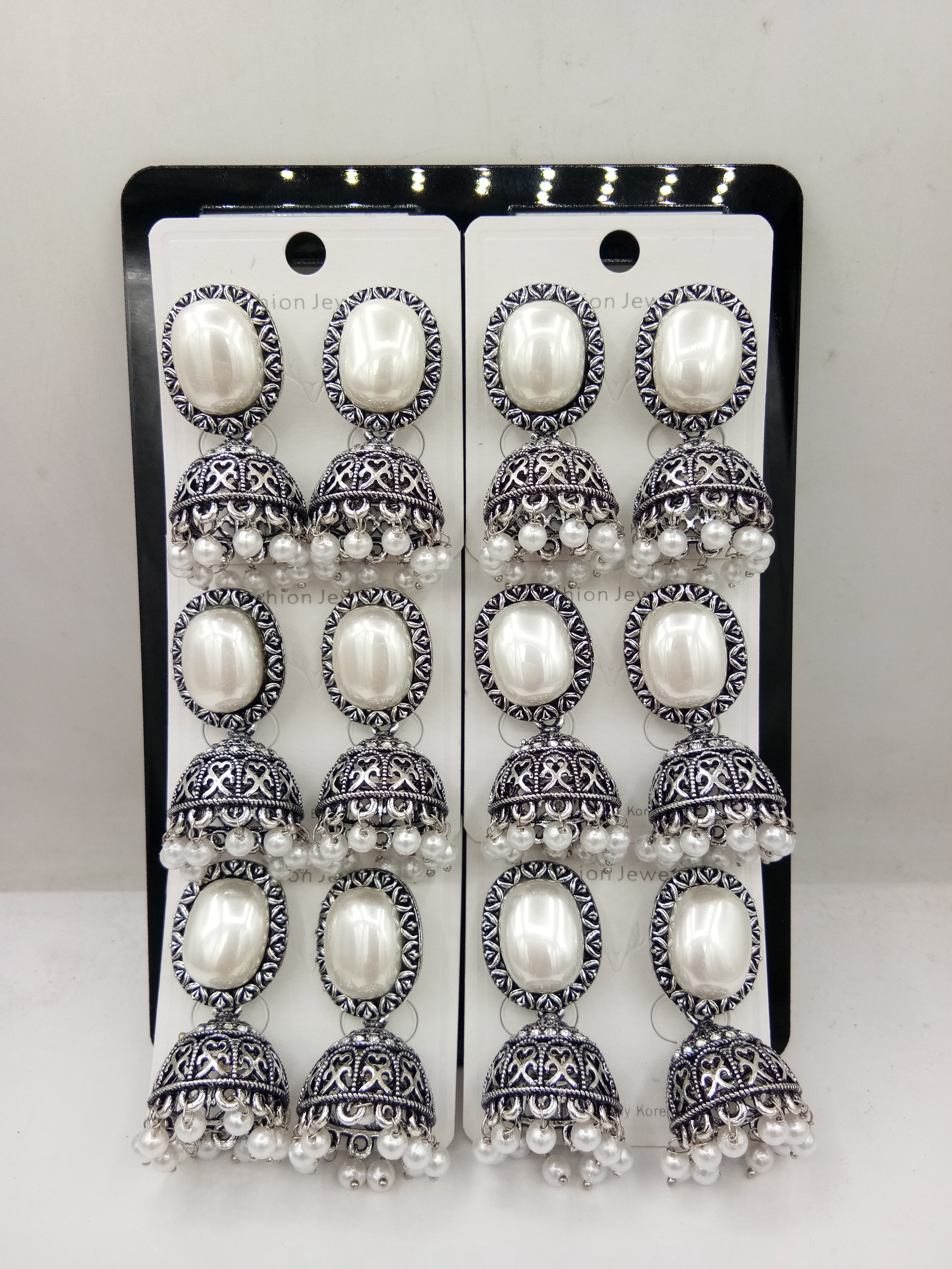 GERMAN SILVER WT BEDKI 6 PAIR TRAY JHUMKI - 526315
