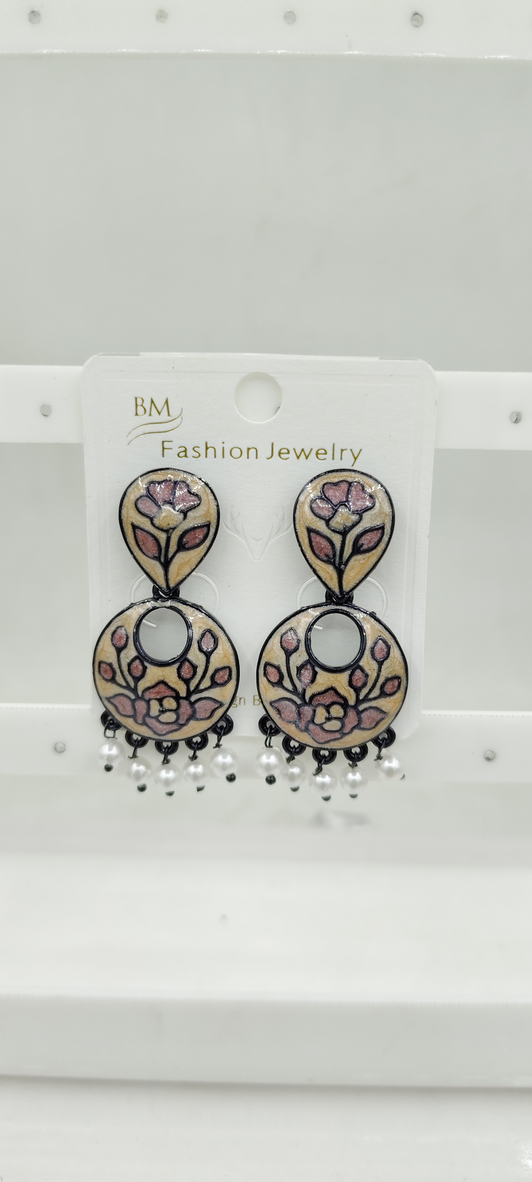 BLACK NEW PEARL CMN EARRINGS - 526900