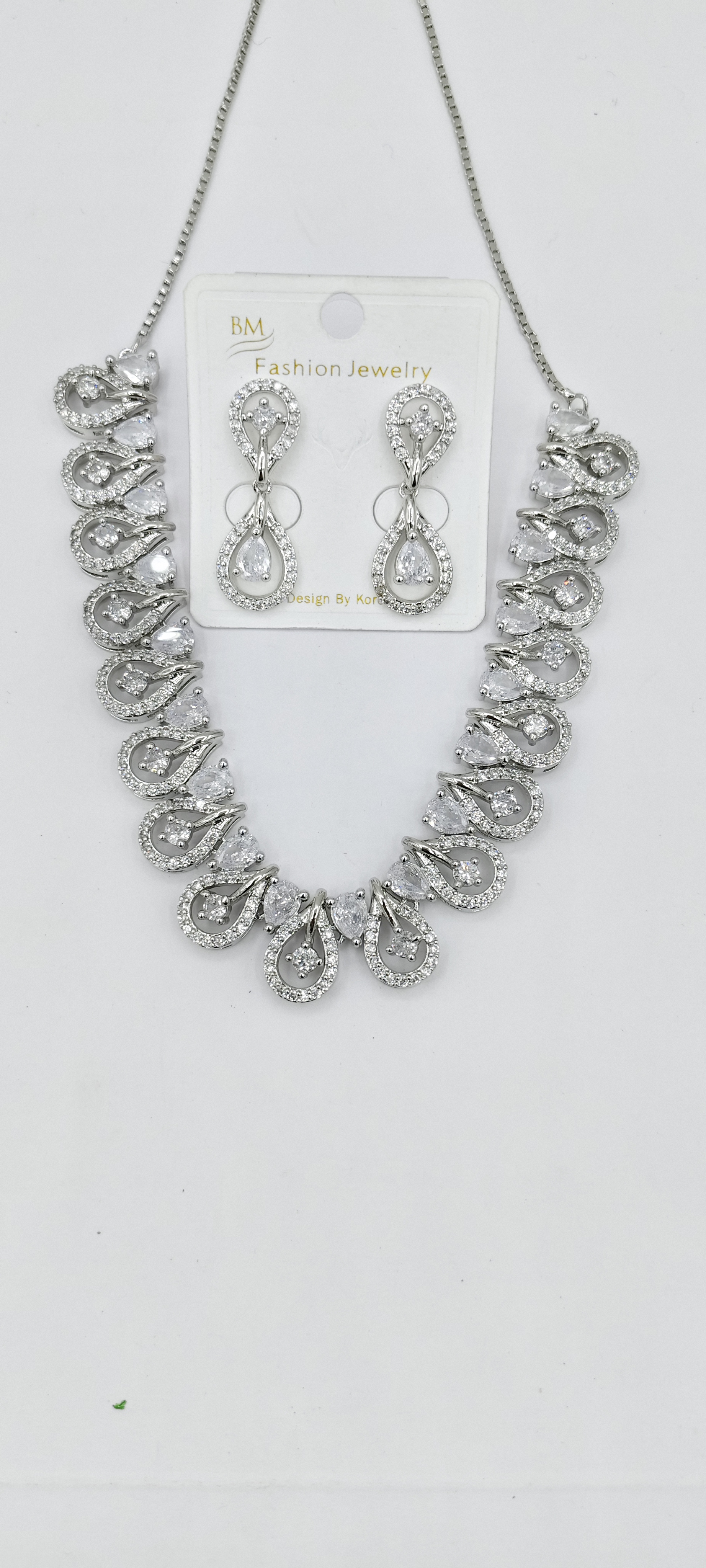 AD RODIUM WHITE NECKLACE SET - 92102 NX